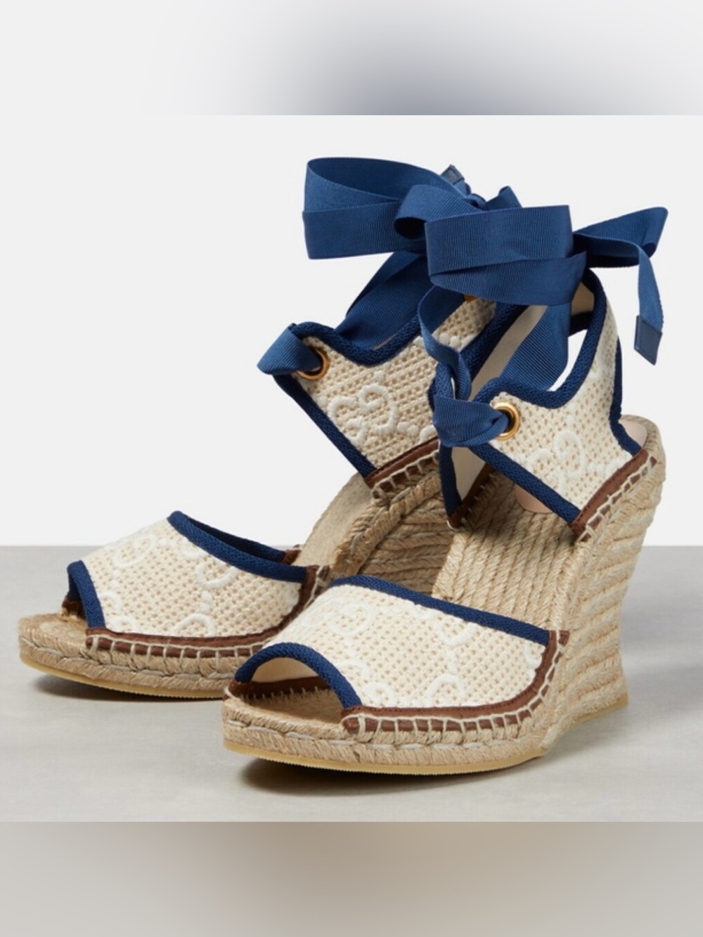 GUCCI GG logo canvas crocheted espadrilles wedges sandals blue cream jute 38 new - Picture 10 of 16
